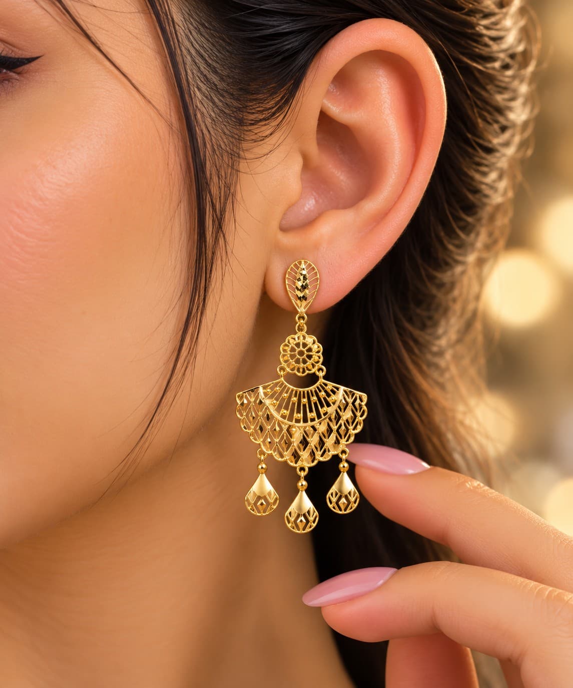 Elegant Gold Emerald Latkan Earrings